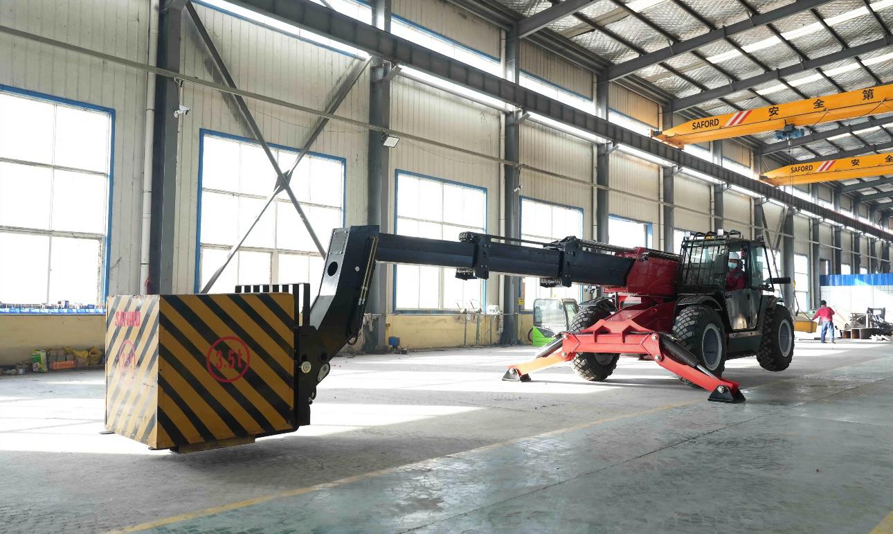 CAEL 59 ft Telescopic handler forklift truck