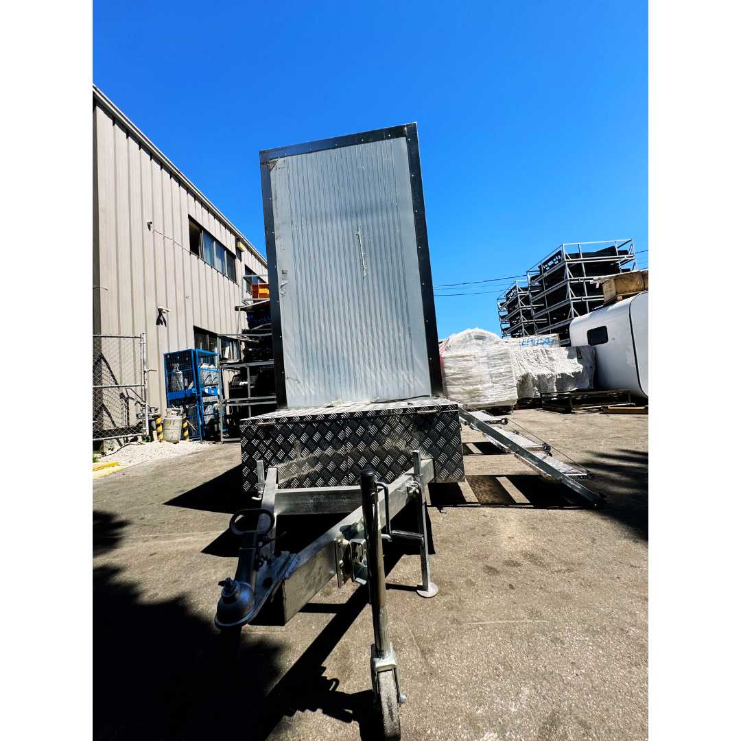 CAEL Mobile Bathroom Trailer