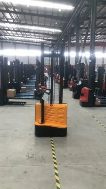 Electric Straddle Stacker (63”) 2200 lbs