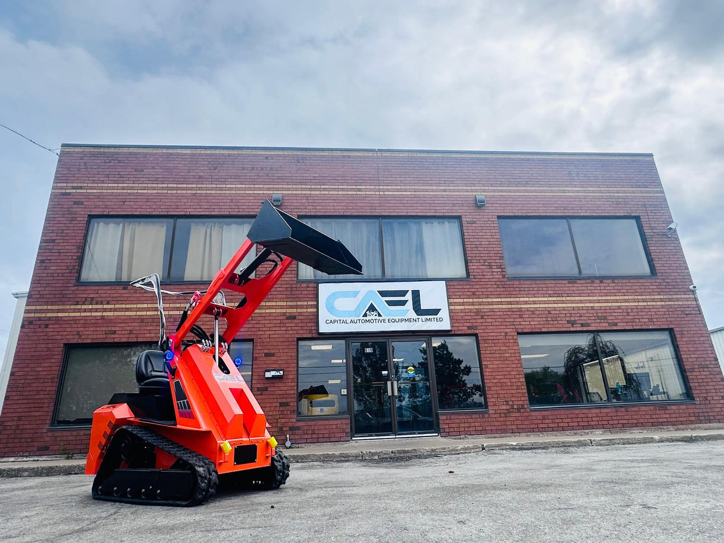 Mini Skid Steer Loader with Tracks