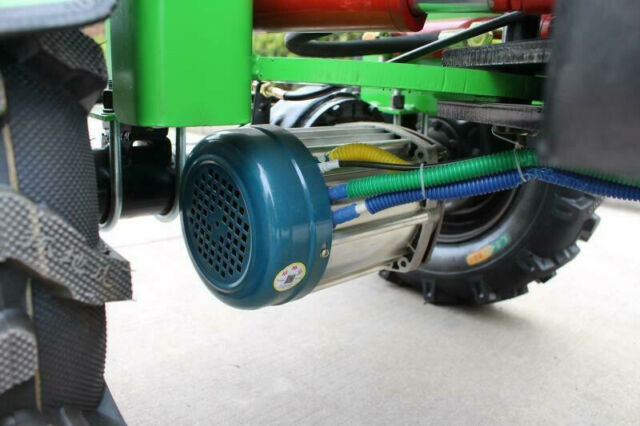Mini wheel loader Electric (0.6 Ton)