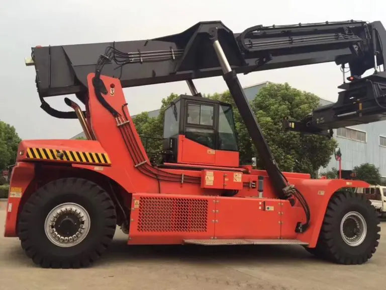 Reach Stacker container handler 45 Ton CUMMINS Engine (FCS-45)