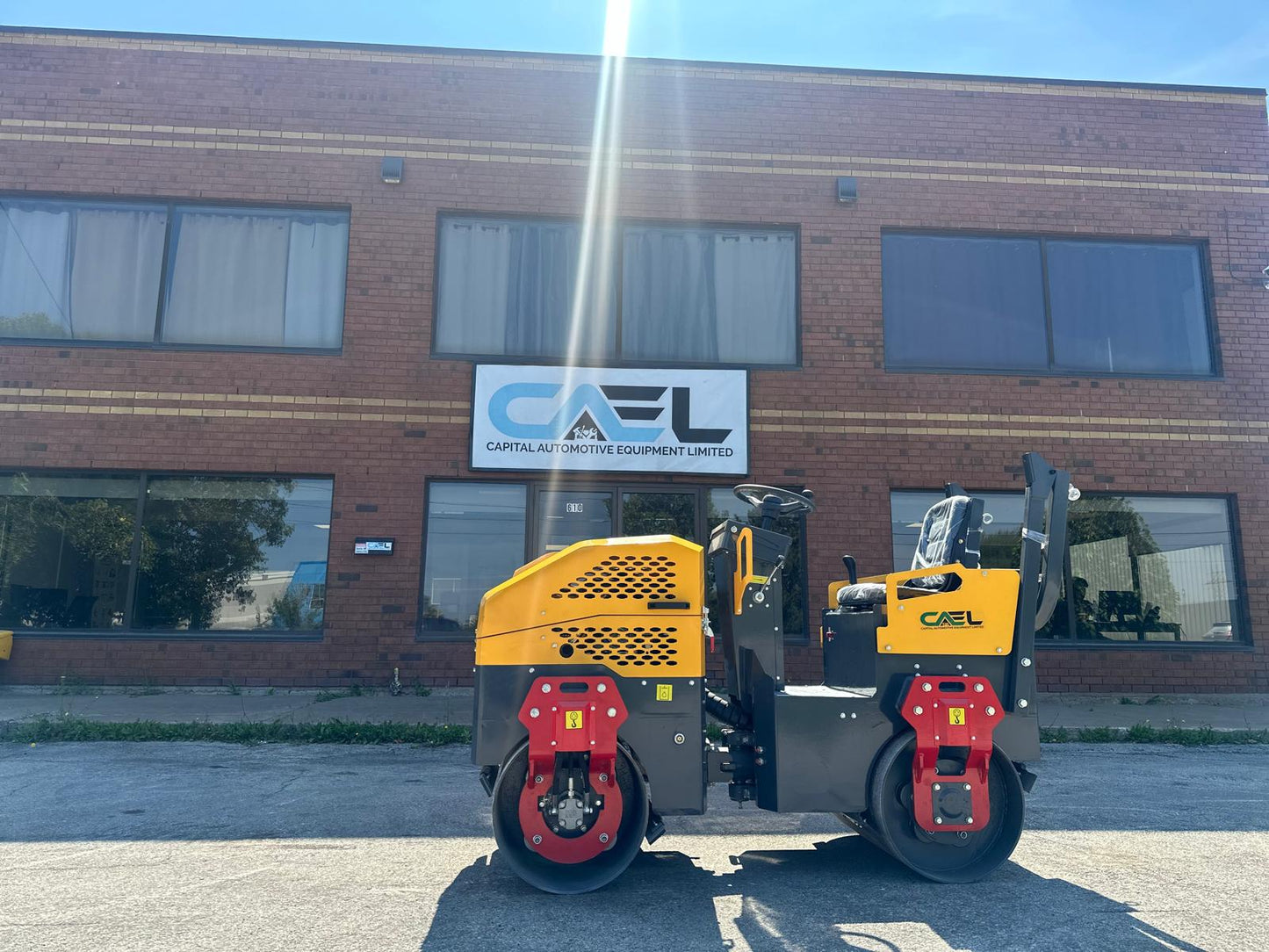 Tandem Vibratory Rollers Drum Compactor (VR-900c)