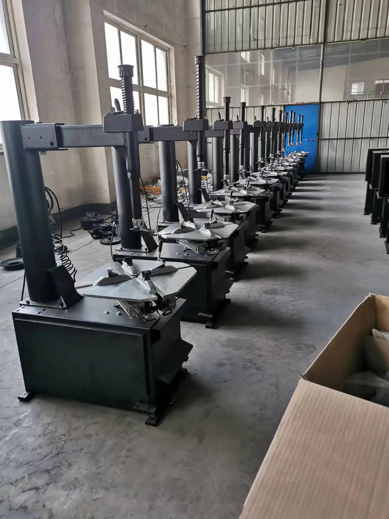 Tire Machine TC100