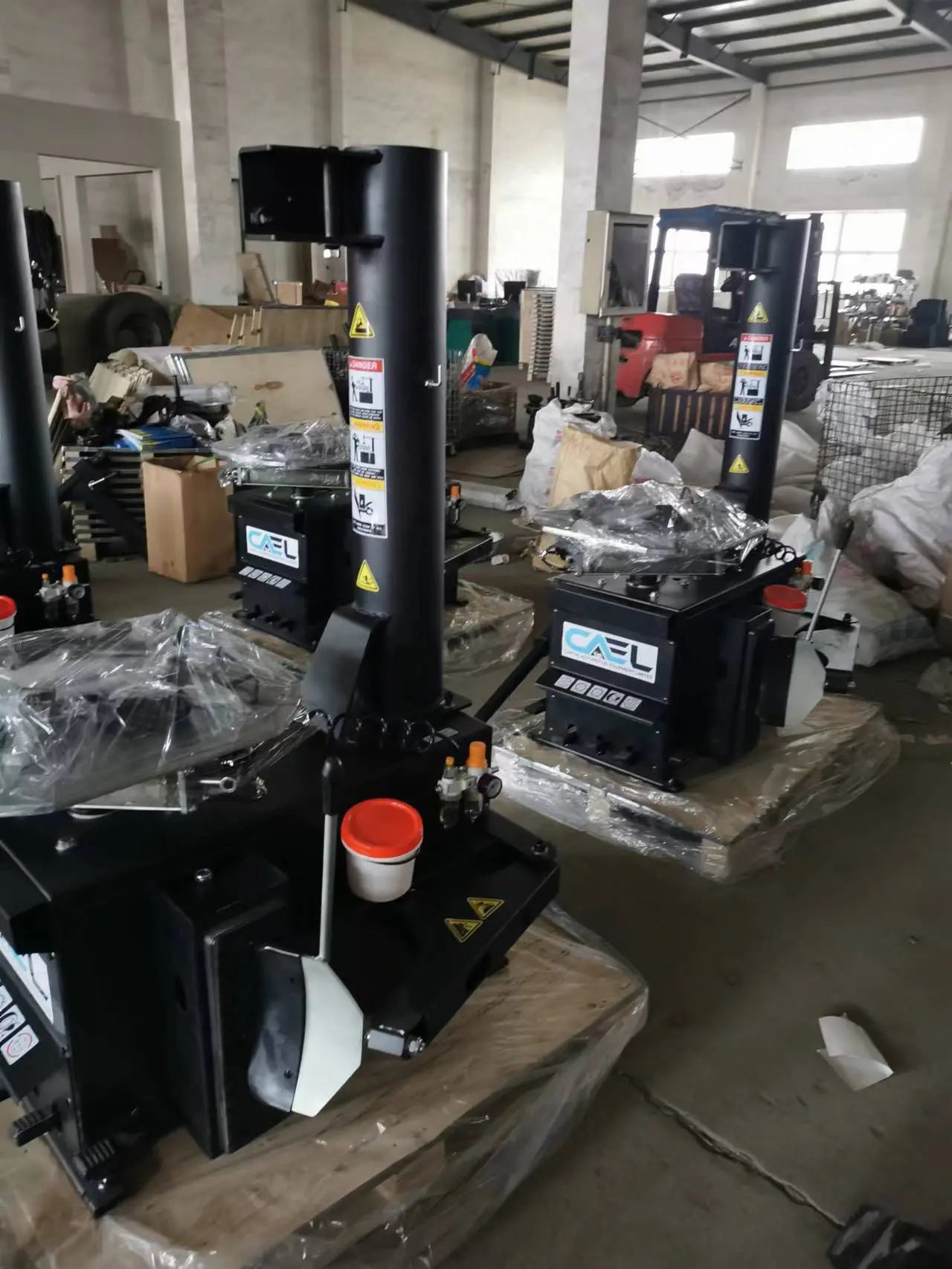Tire Machine TC100