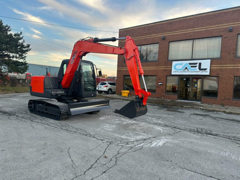 Excavator 8 Ton With Yanmar Engine, Hydraulic Thumb, AC/Heat (EX-8Y)