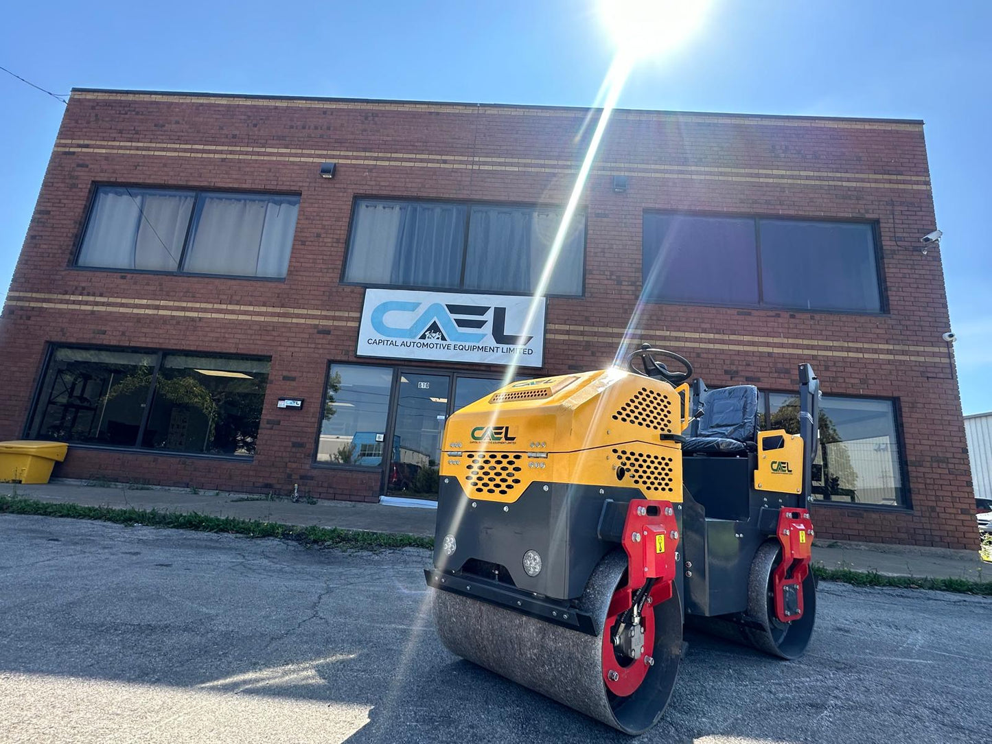 CAEL 2 ton vibratory roller with Kubota engine