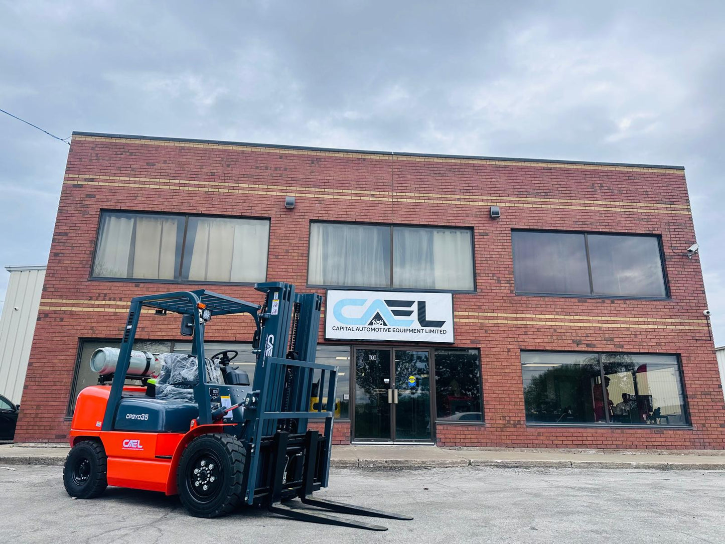 CAEL Forklift LPG 3.5 Ton with 3 stage side shift