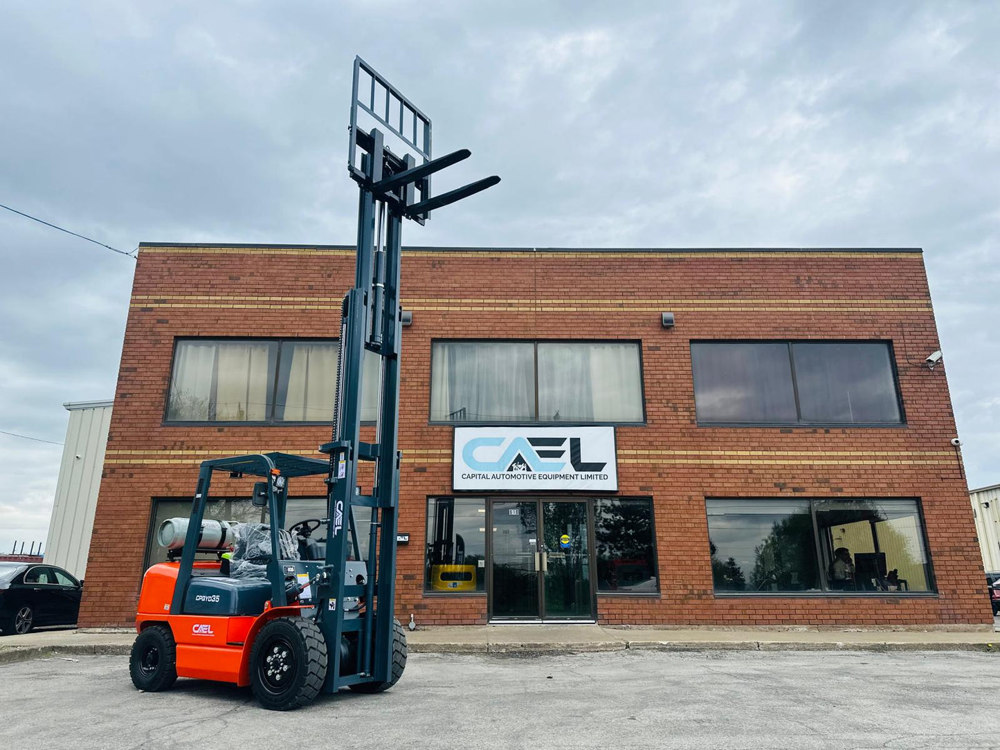 CAEL Forklift LPG 2.5 ton with 3 stage side shift