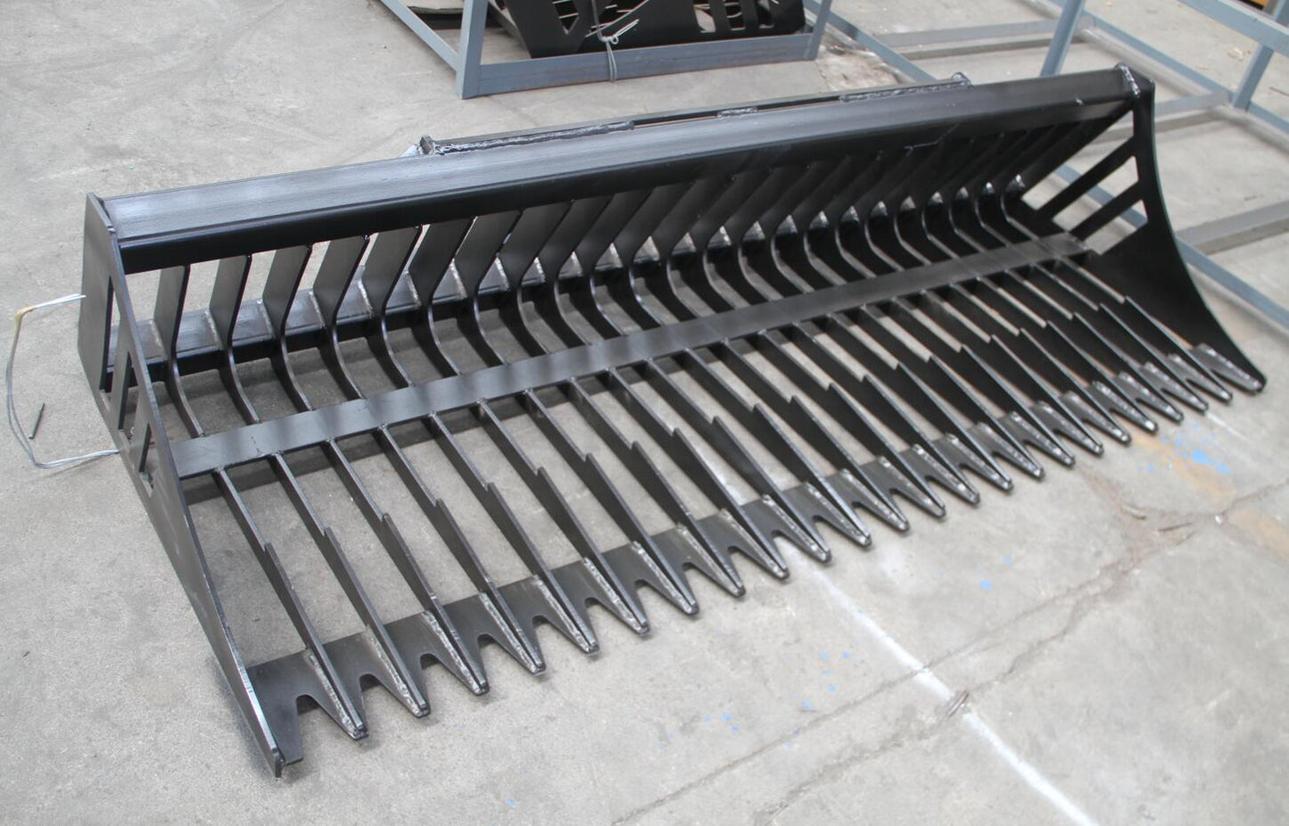 CAEL Rock Bucket for Skid Steer