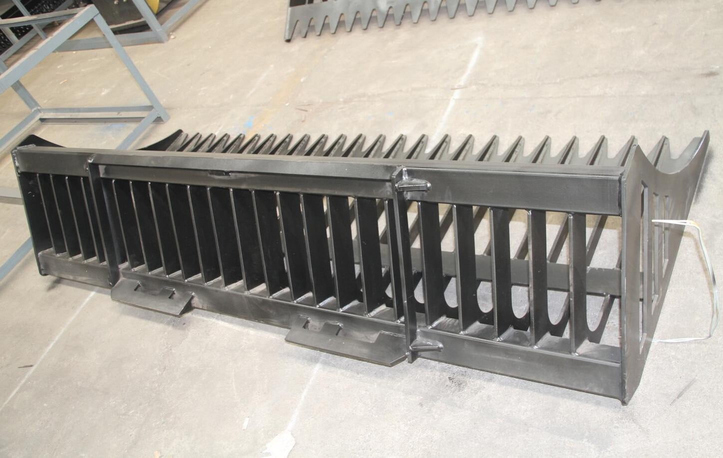 CAEL Rock Bucket for Skid Steer
