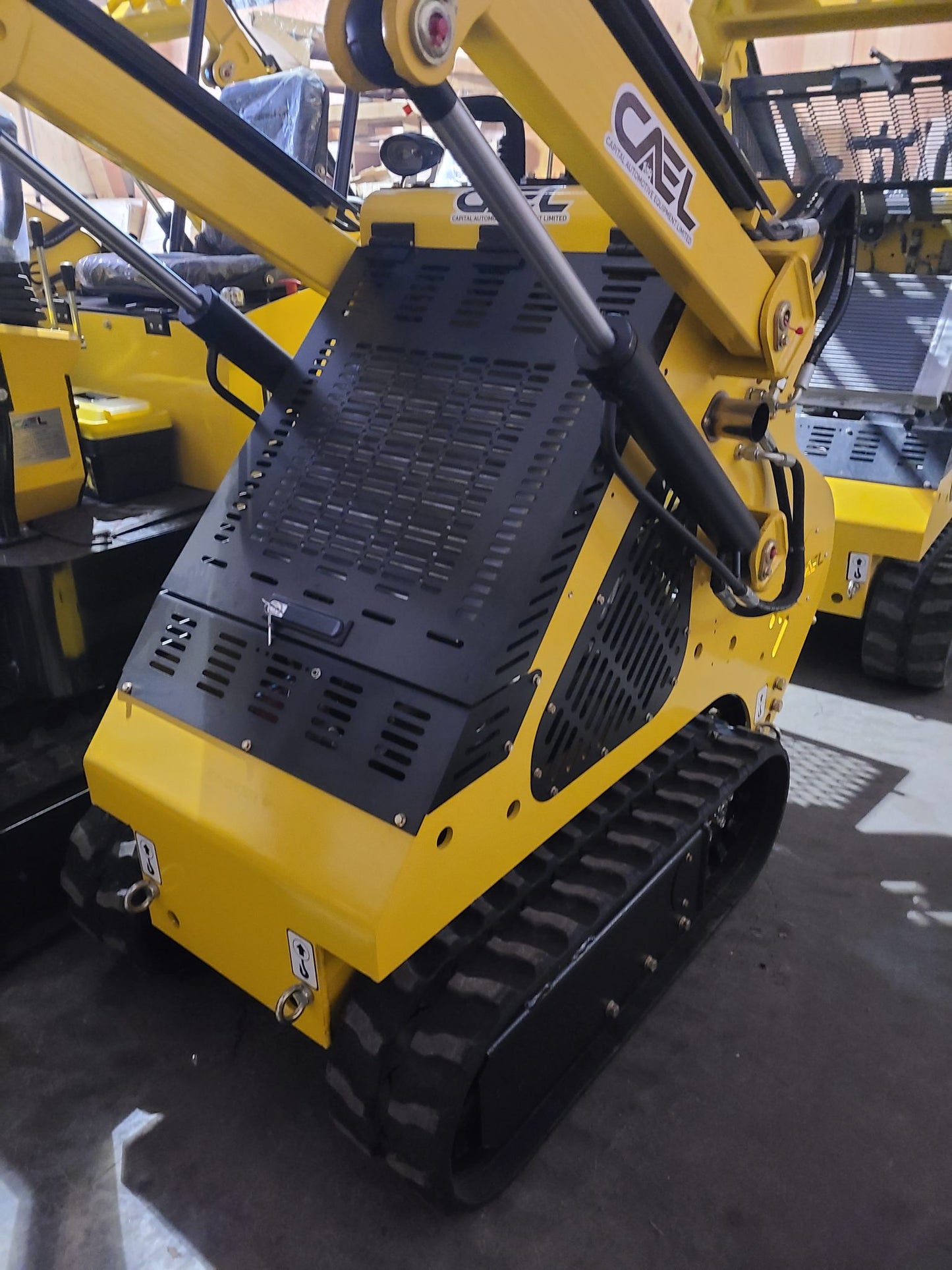 Mini skid steer with Briggs & Stratton *Premium Model*