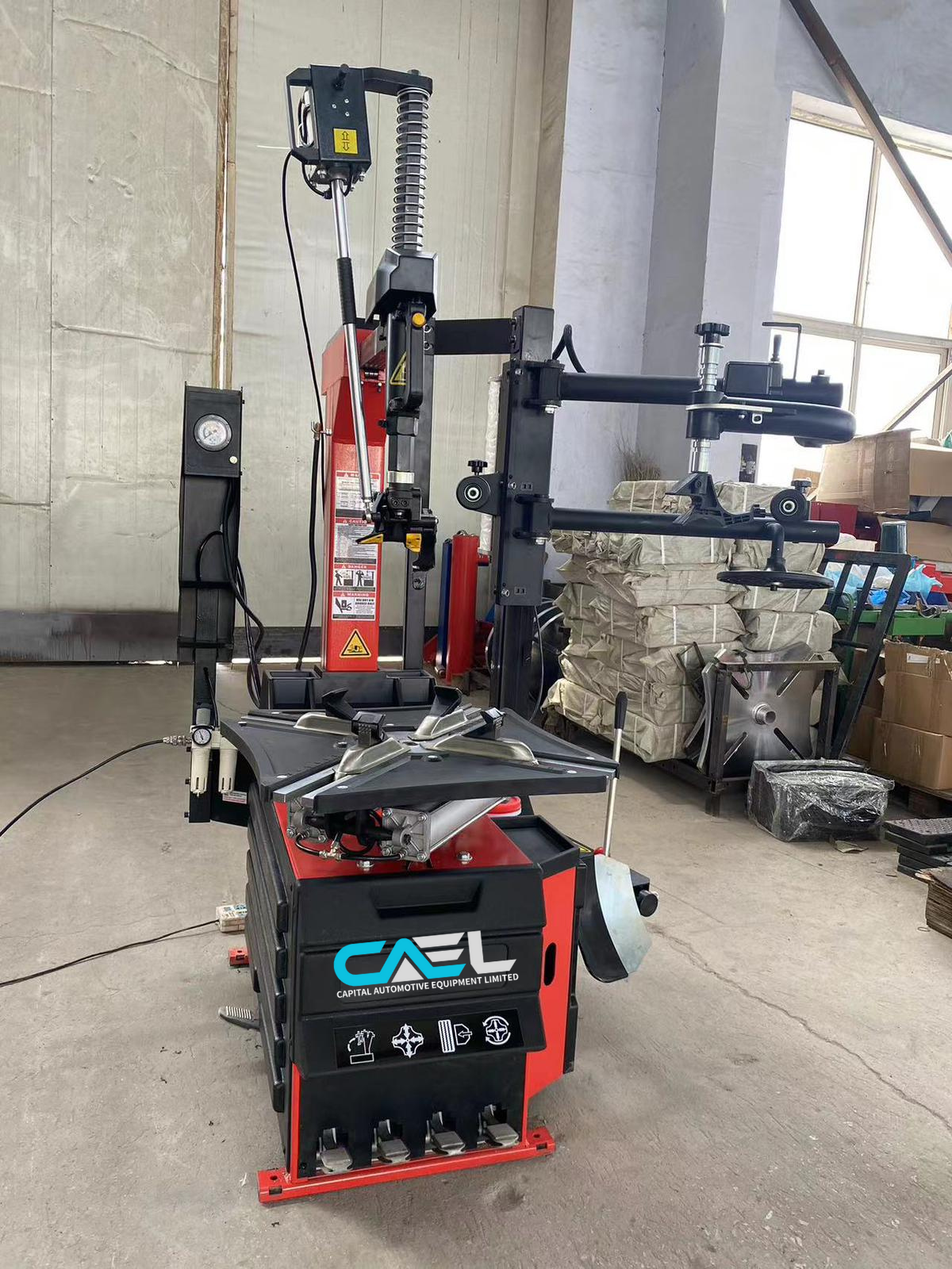 CAEL Tire Changer - 200