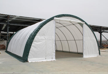 Ferme simple en forme de dôme de 30 pi de largeur, 15 pi de hauteur et 85 pi de longueur