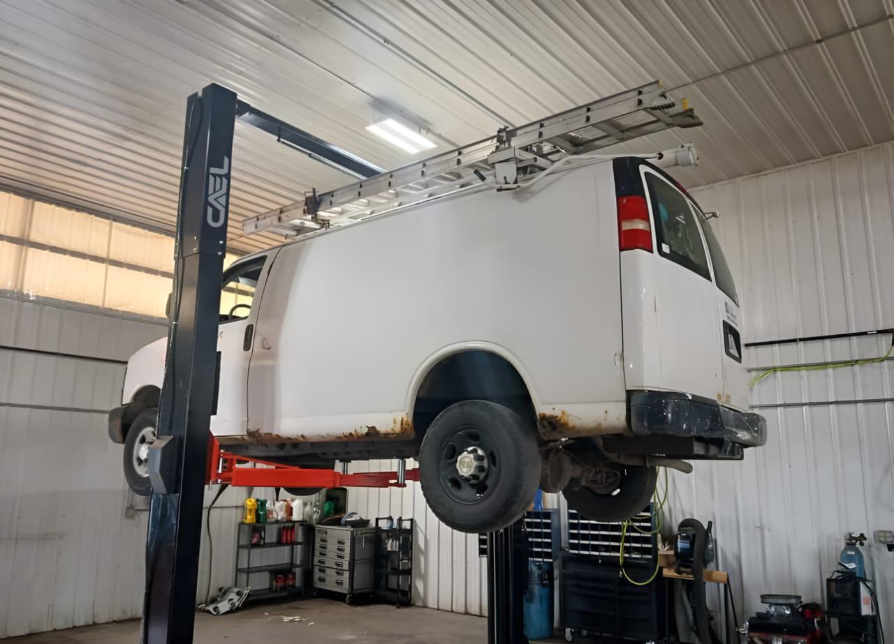 Two-Post Clear Floor Lift (9000)