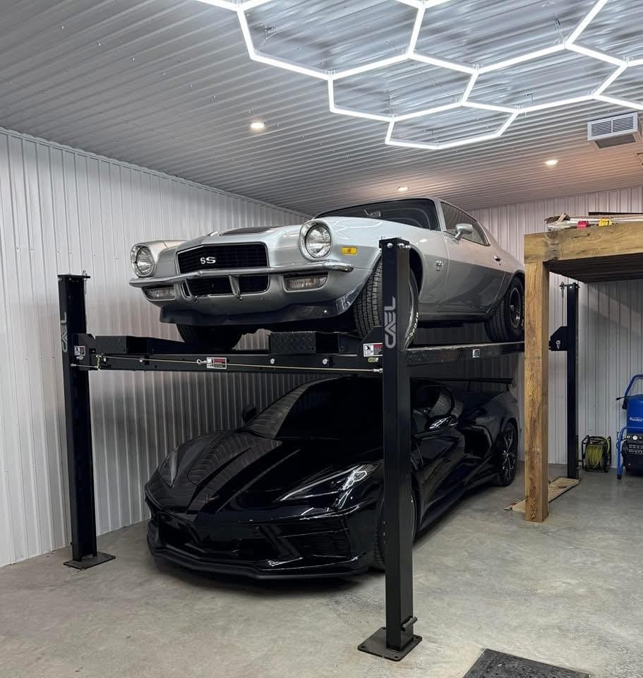Four-Post Car Parking Lift (9000LBS)
