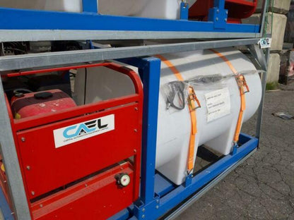 Hot Pressure Washer with Water Tank