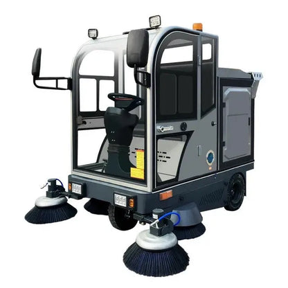 Automatic ride on sweeper truck