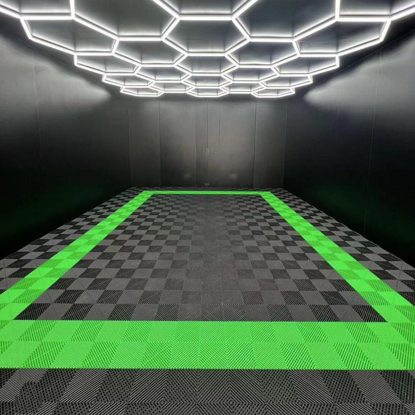 CAEL- Interlocking Garage Flooring tiles