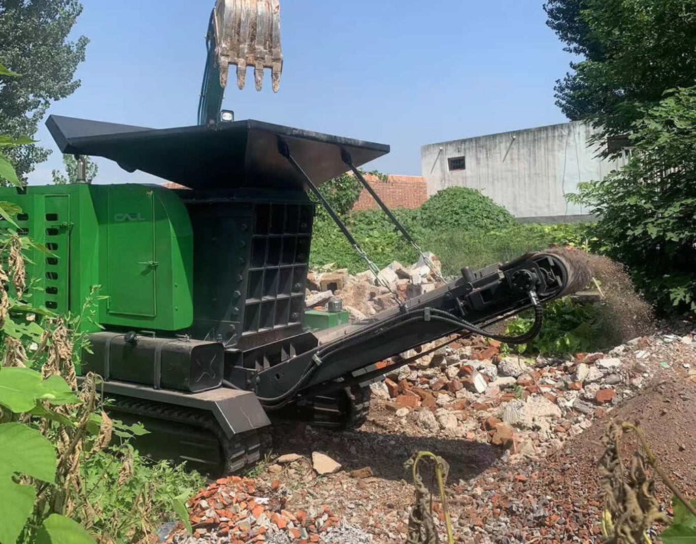 CAEL-JC604 Jaw Crusher with Tracks with (Yanmar Diesel Engine)