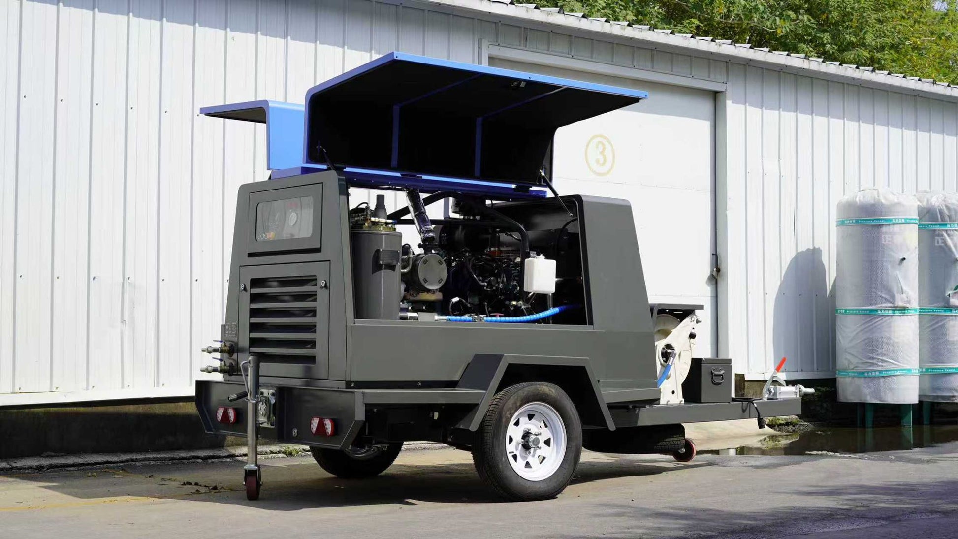 CAEL Mobile Diesel Air Compressor – Powered by Kubota EPA-Certified Engine 