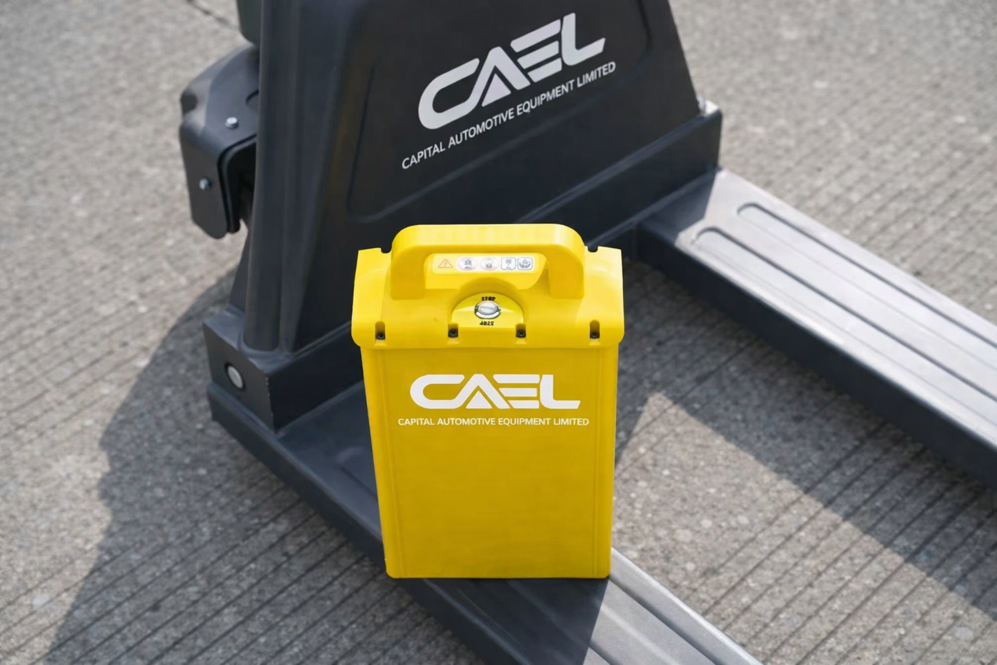 CAEL EPJ-4400 Full Electric Pallet Jack – 4400 lbs