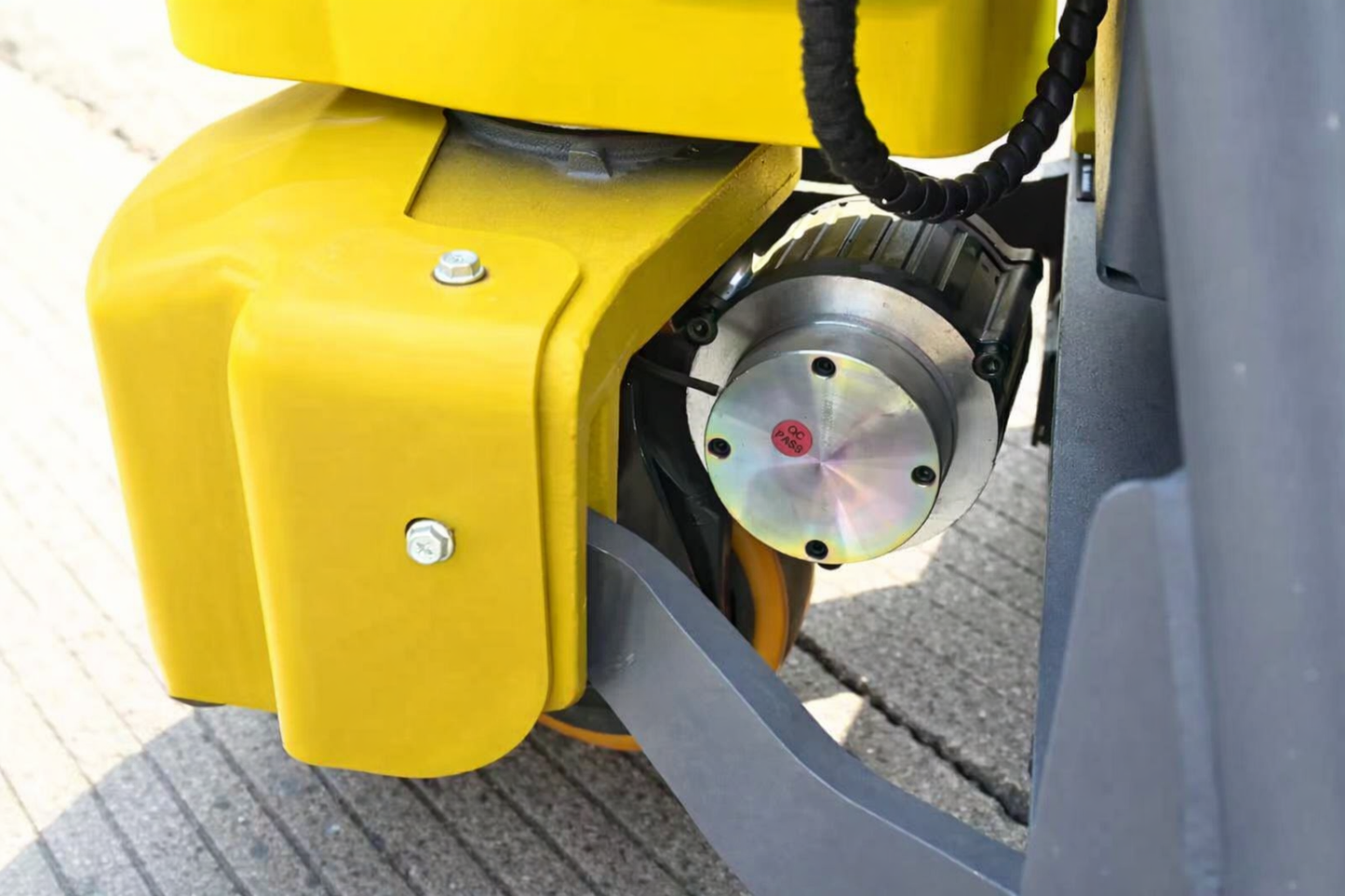 CAEL EPJ-4400 Full Electric Pallet Jack – 4400 lbs