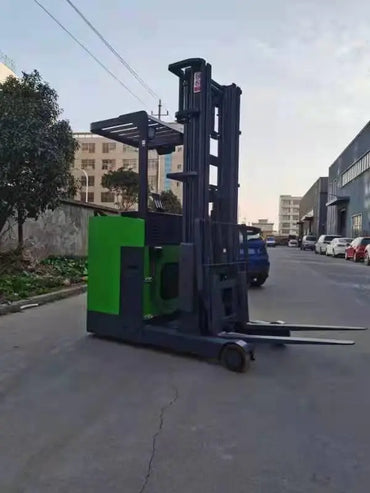 Electric Reach Truck seated or stand on 1.5T Height 4M