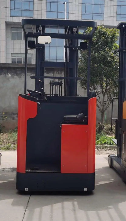 Electric Reach Truck seated or stand on 1.5T, height 6M