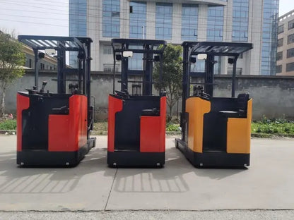 Electric Reach Truck seated or stand on 1.5T, height 6M