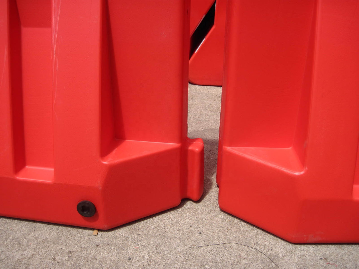PE Plastic Water-Filled Traffic Safety Barrier for Road Crowd Control