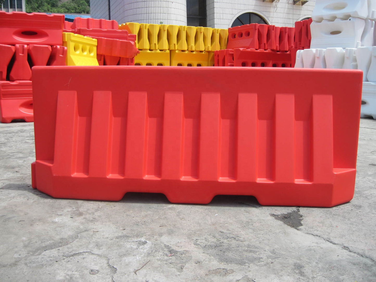 PE Plastic Water-Filled Traffic Safety Barrier for Road Crowd Control