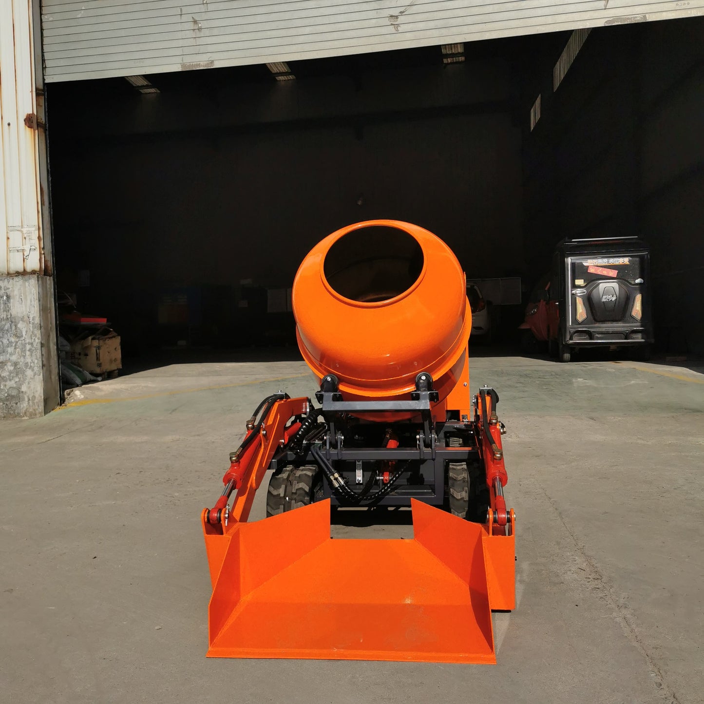 Bétonnière hydraulique à chenilles autochargeuse (CM-BS)