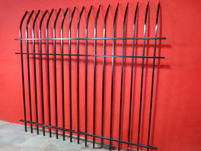 Iron Fence kit ( 150 FT ) with driveway gate
