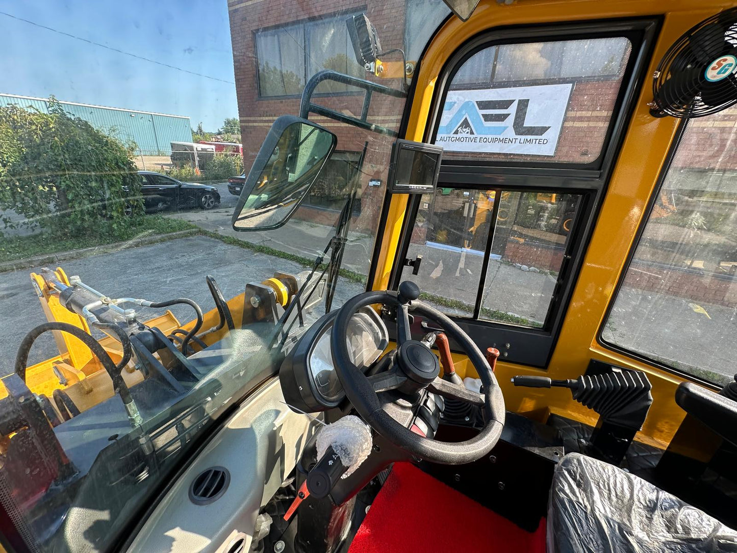 Mini Backhoe Loader/Mini Front End Wheel Loader (2Tonne)