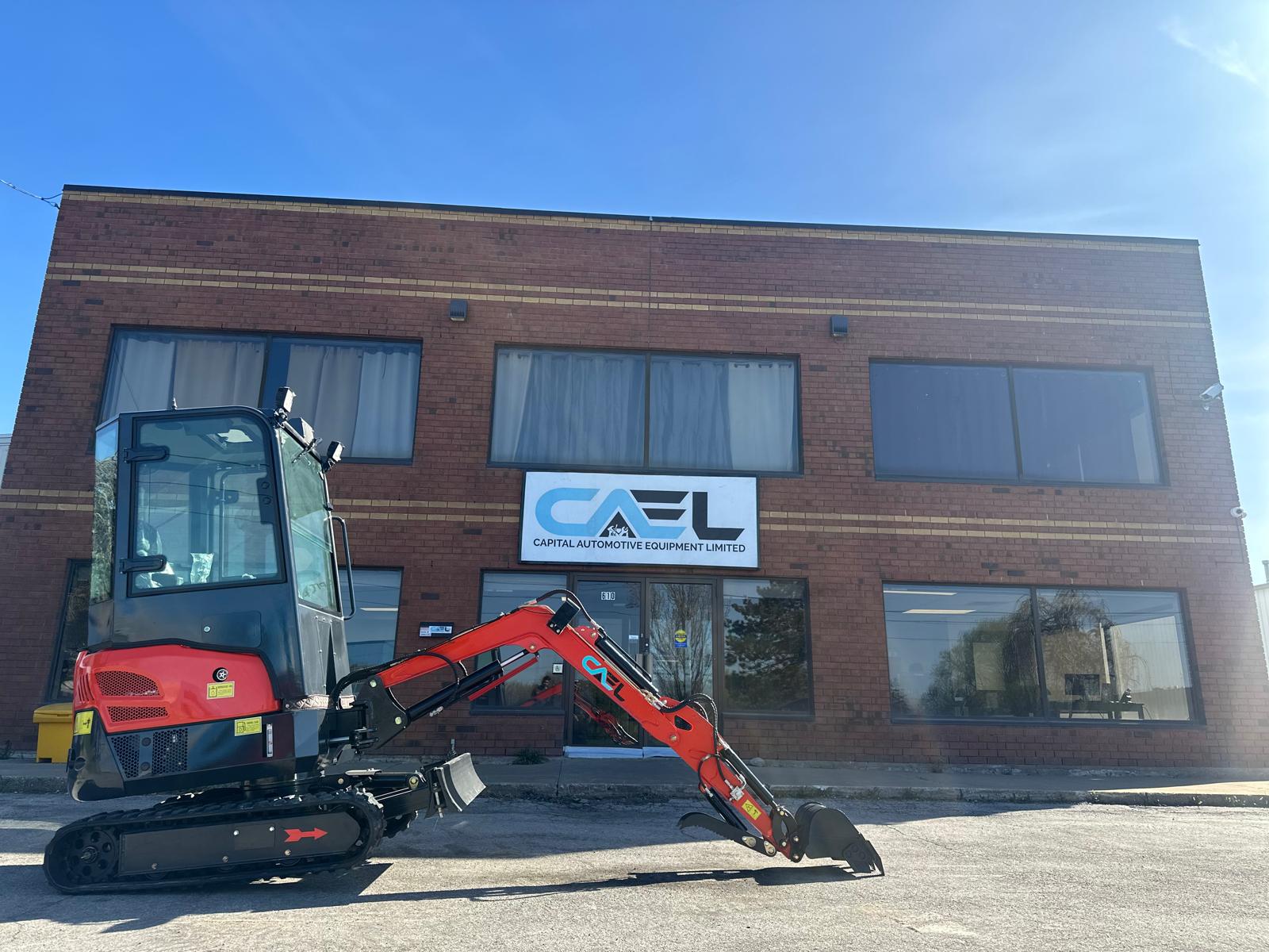 Mini Excavator 2T with Kubota engine, Cab, Hydraulic Thumb and Swing boom (EX20KB-C)