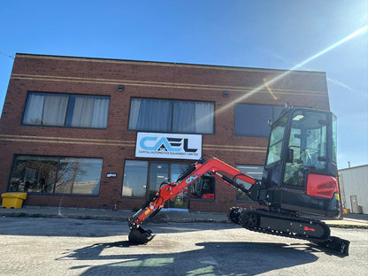 Mini Excavator 2T with Kubota engine, Cab, Hydraulic Thumb and Swing boom (EX20KB-C)