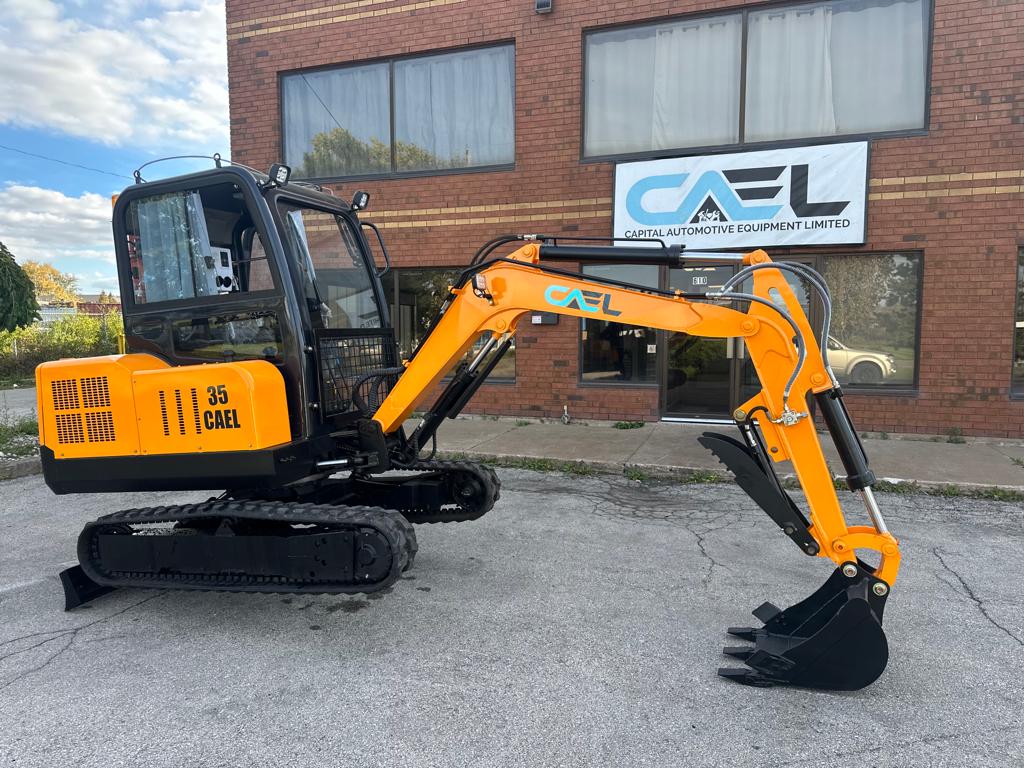 Mini Excavator 3.5T Swing Boom, Hydraulic Thumb, and AC/Heat Included (EX35KB-B)