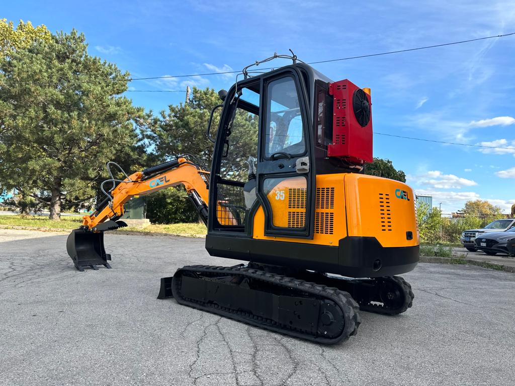 Mini Excavator 3.5T Swing Boom, Hydraulic Thumb, and AC/Heat Included (EX35KB-B)