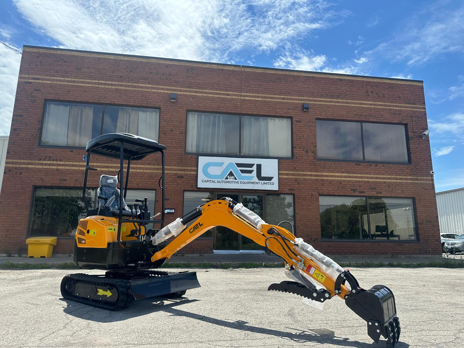 Mini excavator 1.8 Ton with Kubota/Yanmar Engine, Hydraulic Thumb & Swing Boom (EX18KB)
