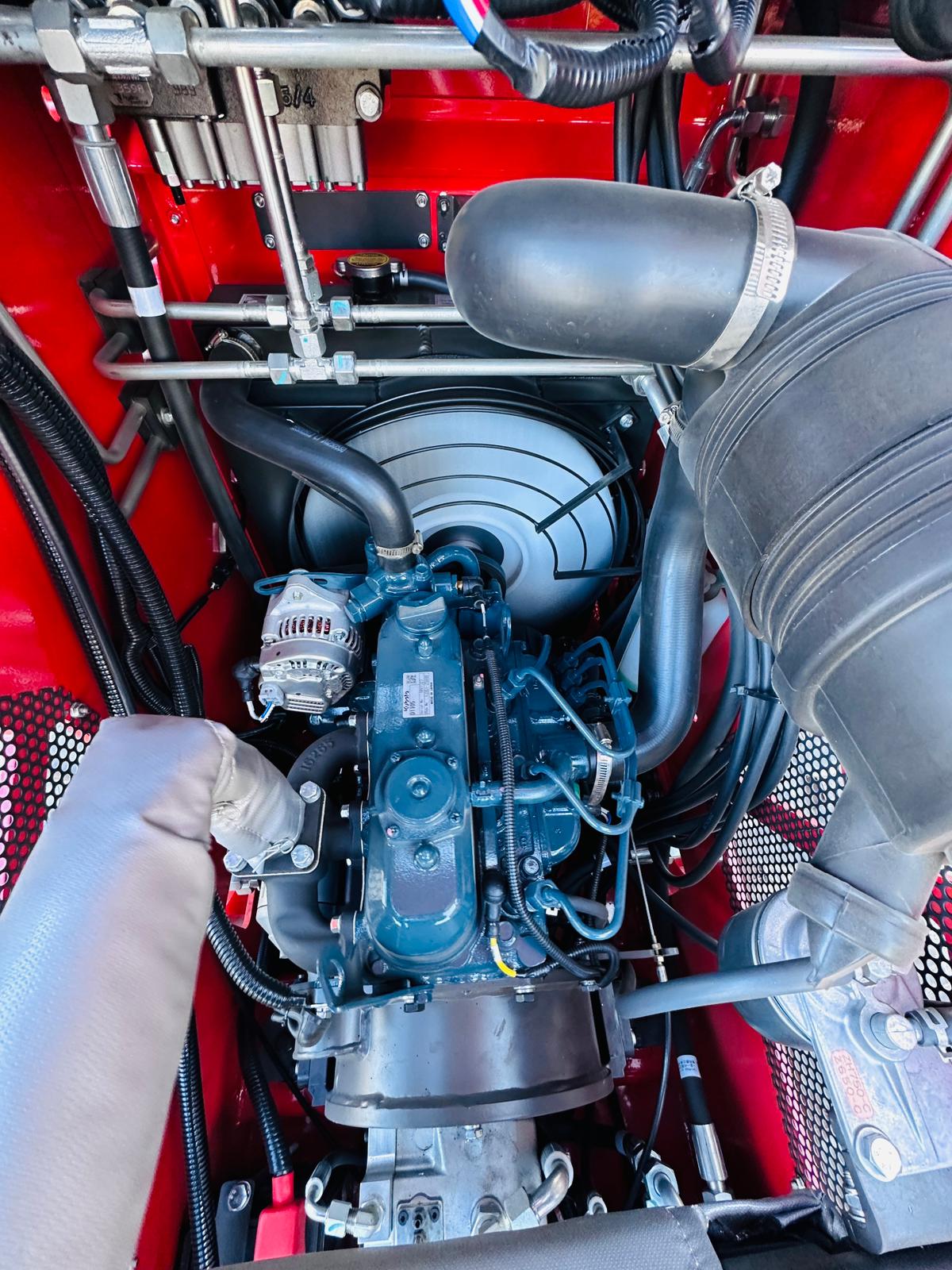 CAEL 680S Skid Steer With Kubota Engine Telescopic Boom