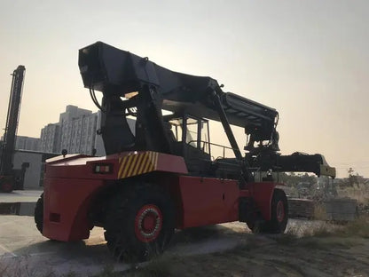 Reach Stacker container handler 45 Ton CUMMINS Engine (FCS-45)