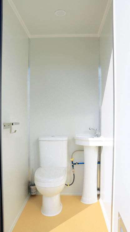 Portable Toilets With Double Closestools