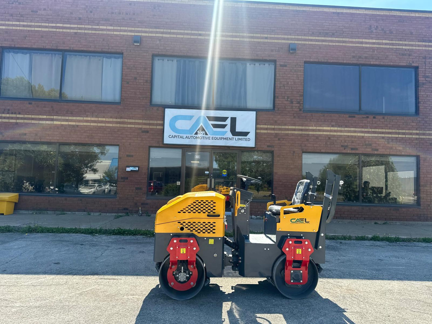 Tandem Vibratory Rollers Drum Compactor (VR-900c)