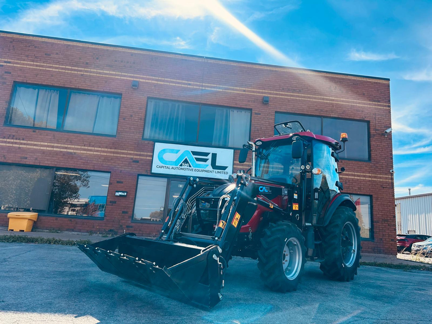 Tractor Loader with Cab 75 HP