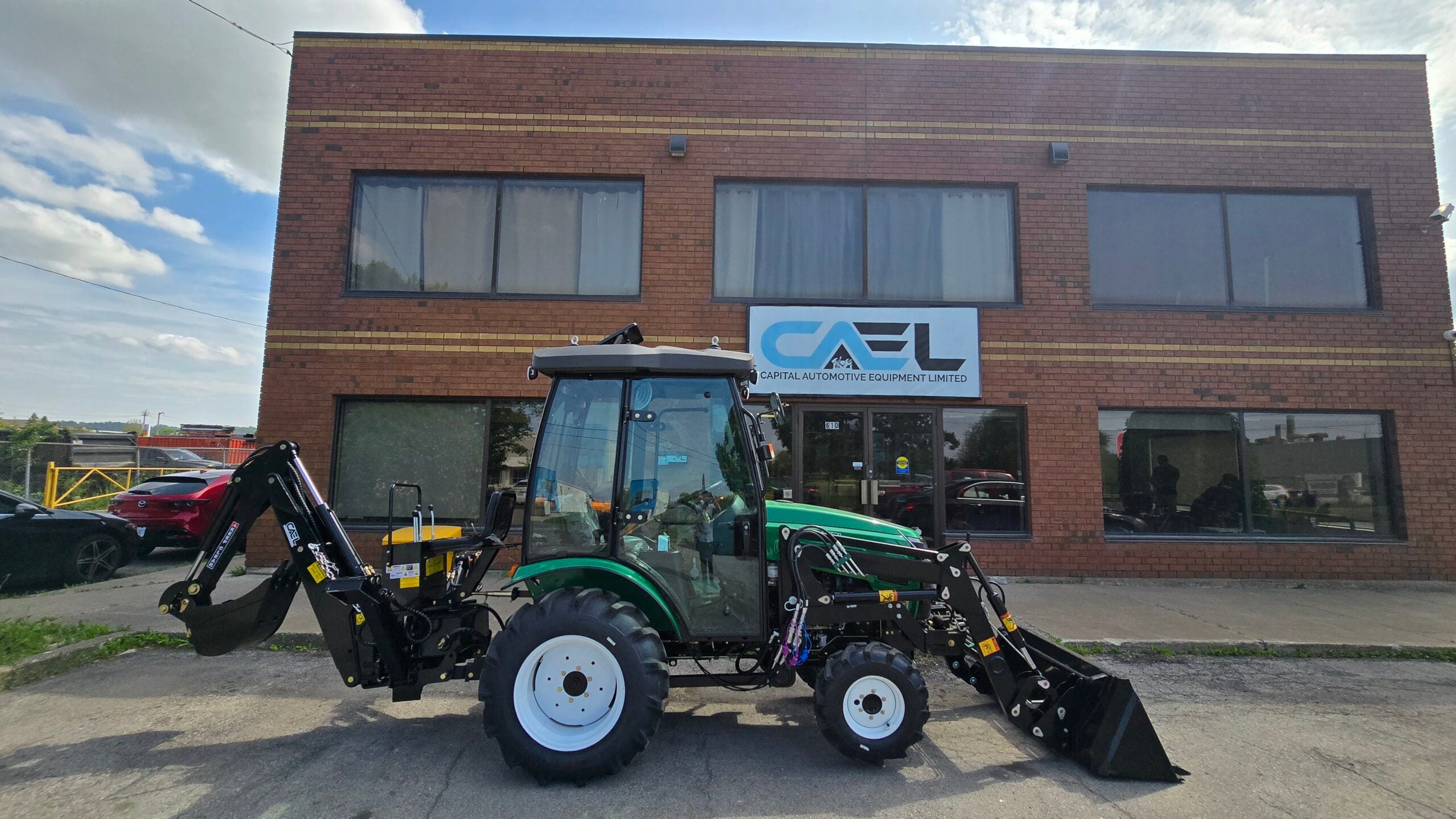 Cap Tractor Tractor – Capital Automotive Equipment