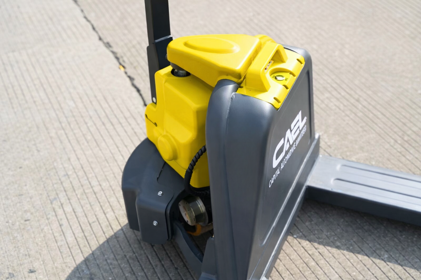 CAEL EPJ-4400 Full Electric Pallet Jack – 4400 lbs