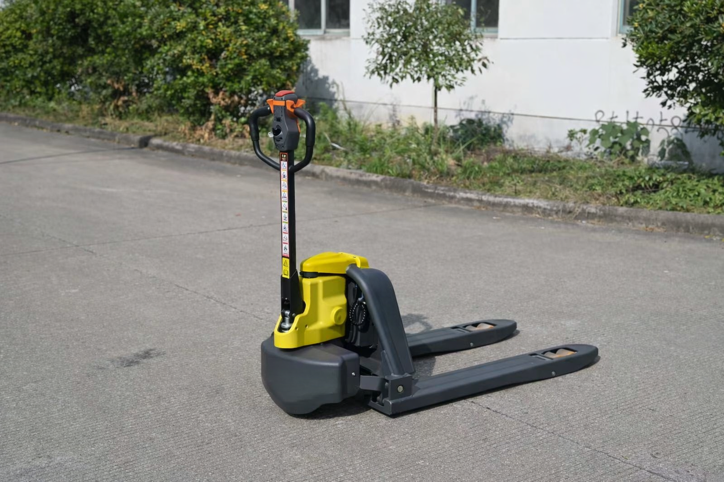 CAEL EPJ-3300 Full Electric Pallet Jack – 3300 lbs