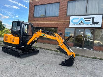 Minibagger 3,5 t, Schwenkausleger, hydraulischer Daumen und Klimaanlage/Heizung inklusive (EX35KB-B) 