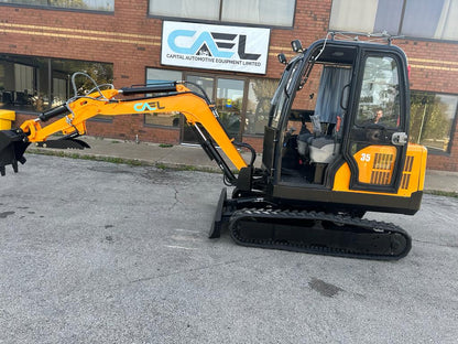 Minibagger 3,5 t, Schwenkausleger, hydraulischer Daumen und Klimaanlage/Heizung inklusive (EX35KB-B) 